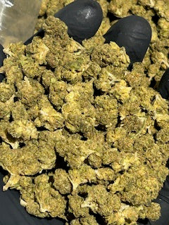 Black Amber 26% THCa (Smalls*) TheGoodyCorner.com